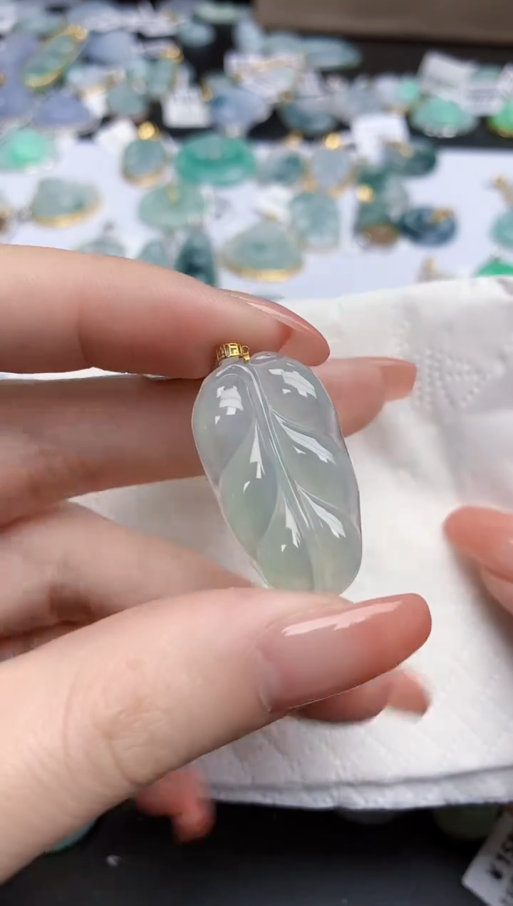 【闪购商品】翡翠颈饰18K金镶嵌天然缅甸翡翠A货