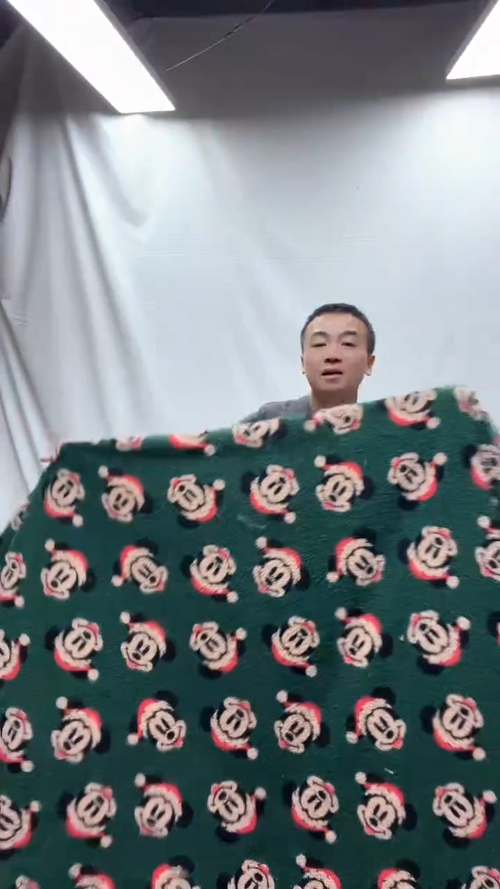 聚酯纤维1.5*2米奇