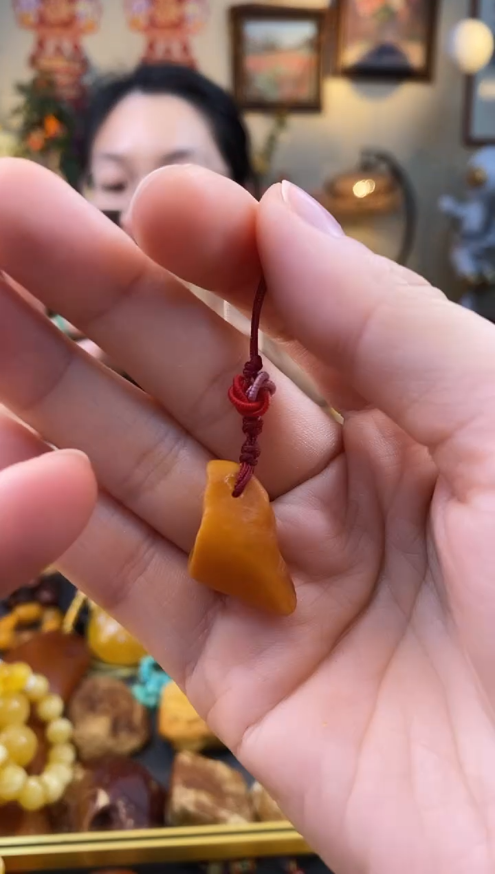 【闪购商品】未镶嵌琥珀颈饰吊坠