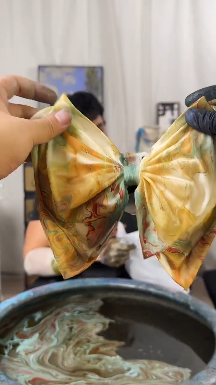 798敦煌九色鹿三层蝴蝶抓夹