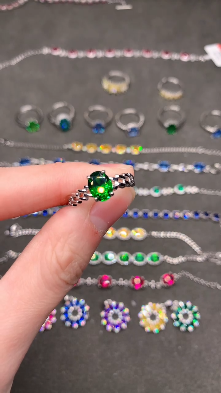 【闪购商品】透辉石戒指银S925镶嵌····