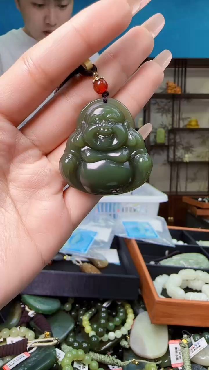 颈饰未镶嵌和田玉多样性发一