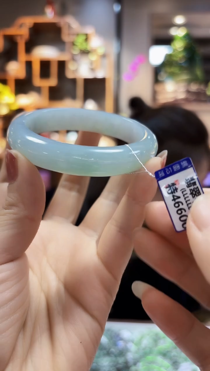 【闪购商品】翡翠颈饰未镶嵌手镯58.6