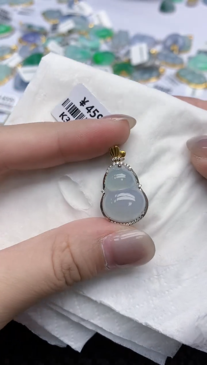 【闪购商品】翡翠颈饰18K金镶嵌天然翡翠A货