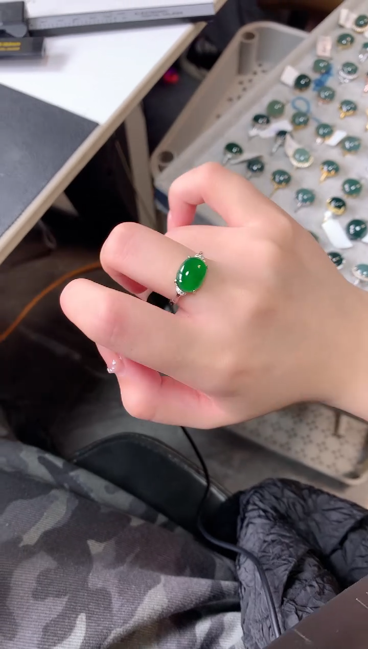 【闪购商品】翡翠戒指银S925镶嵌521412