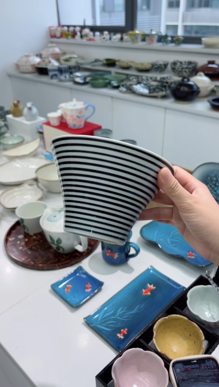 【闪购商品】瓷片蓝驹斗笠面碗