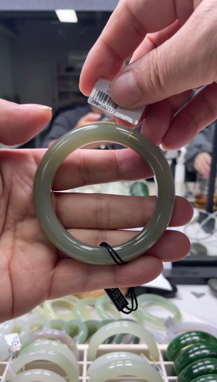 【闪购商品】和田玉手镯未镶嵌55-56圈口2170