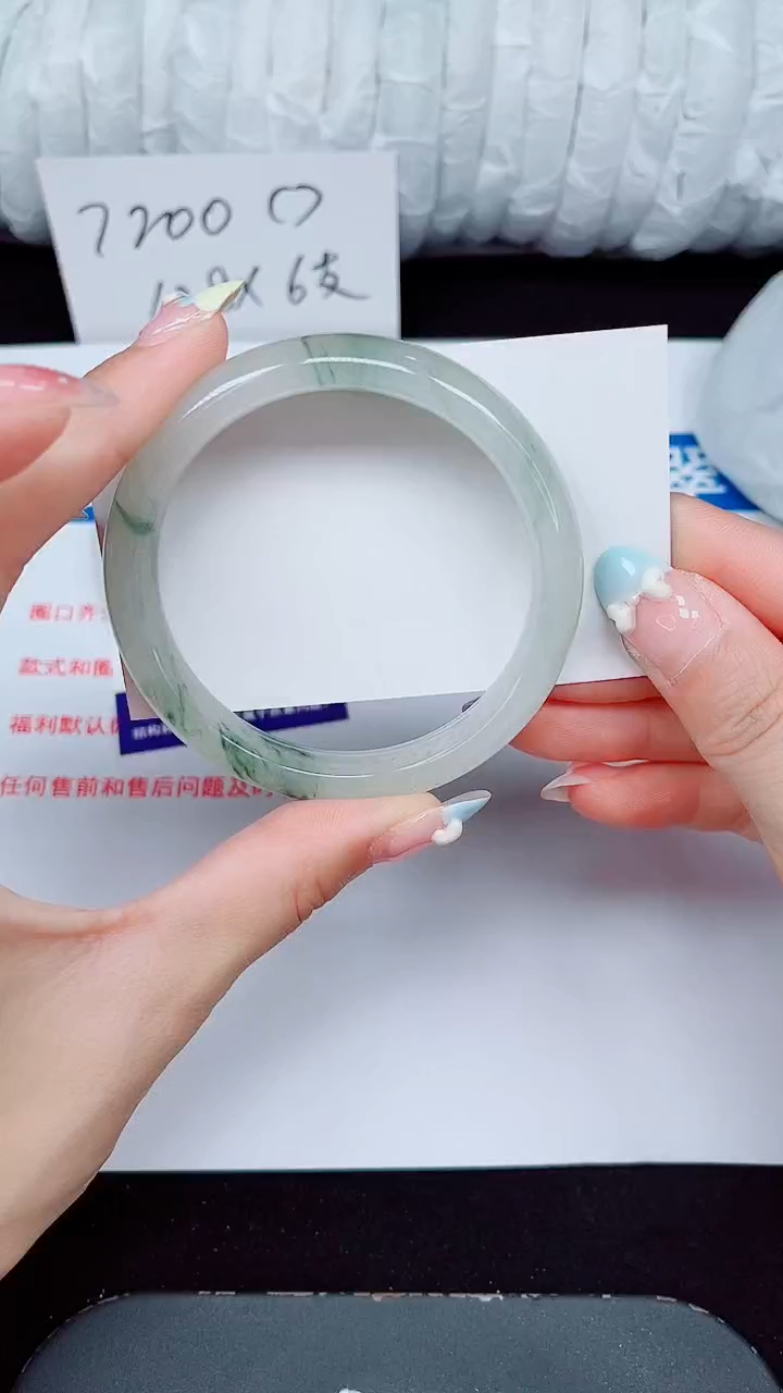 未镶嵌手镯石英质玉75-56/57