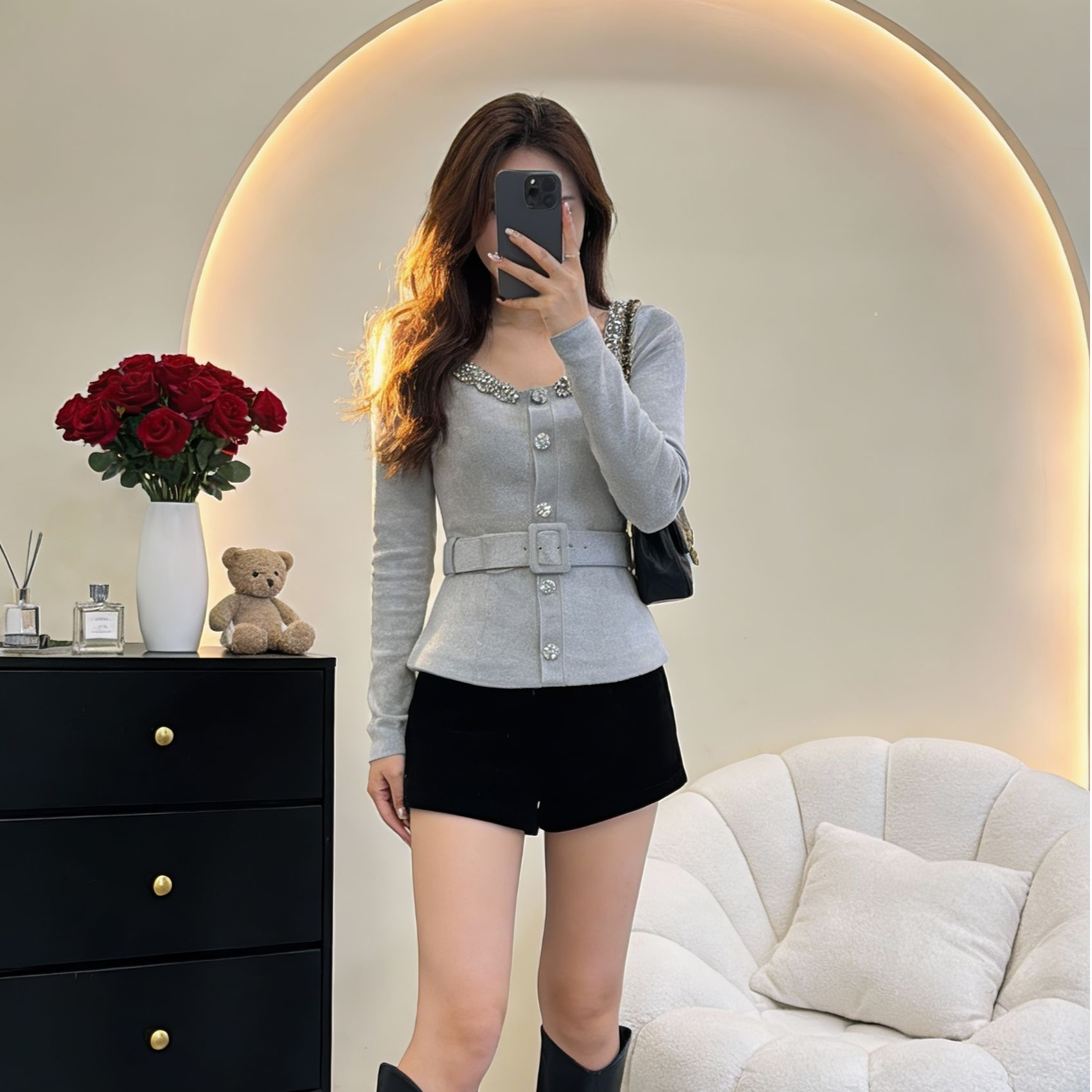 轻奢高端女装2025秋季法式镶钻一字领丝绒收腰针织衫上衣AL6479