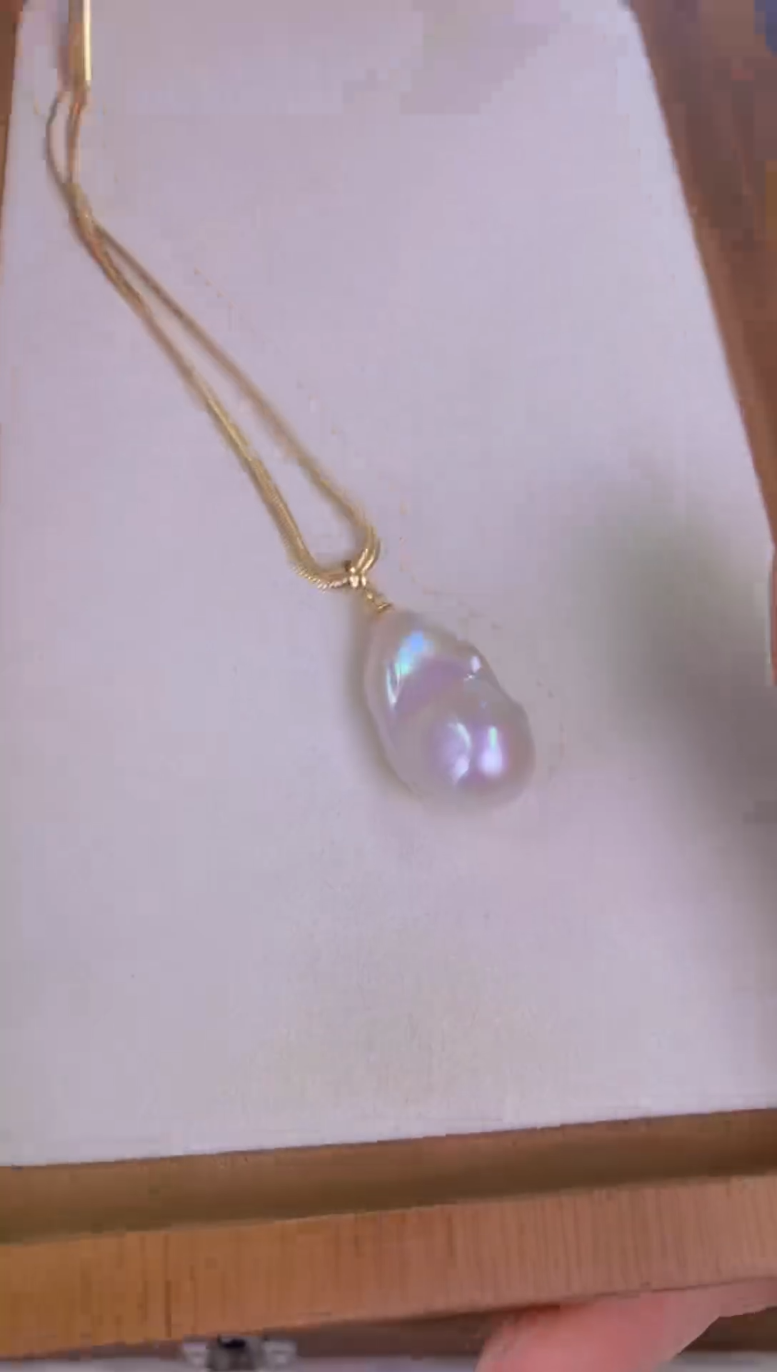 【闪购商品】淡水珍珠颈饰银S925镶嵌淡水珍珠巴洛克吊坠