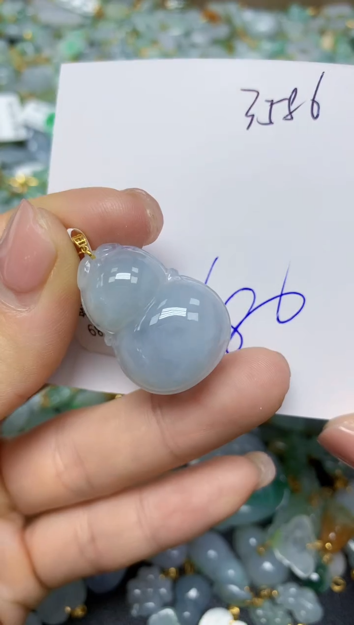 【闪购商品】翡翠挂件18K金镶嵌 天然翡翠A货