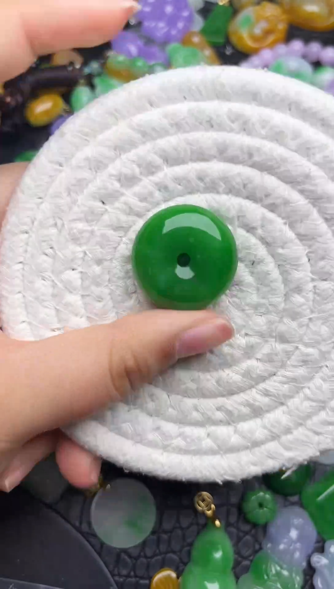 颈饰未镶嵌翡翠缅甸翡翠吊坠