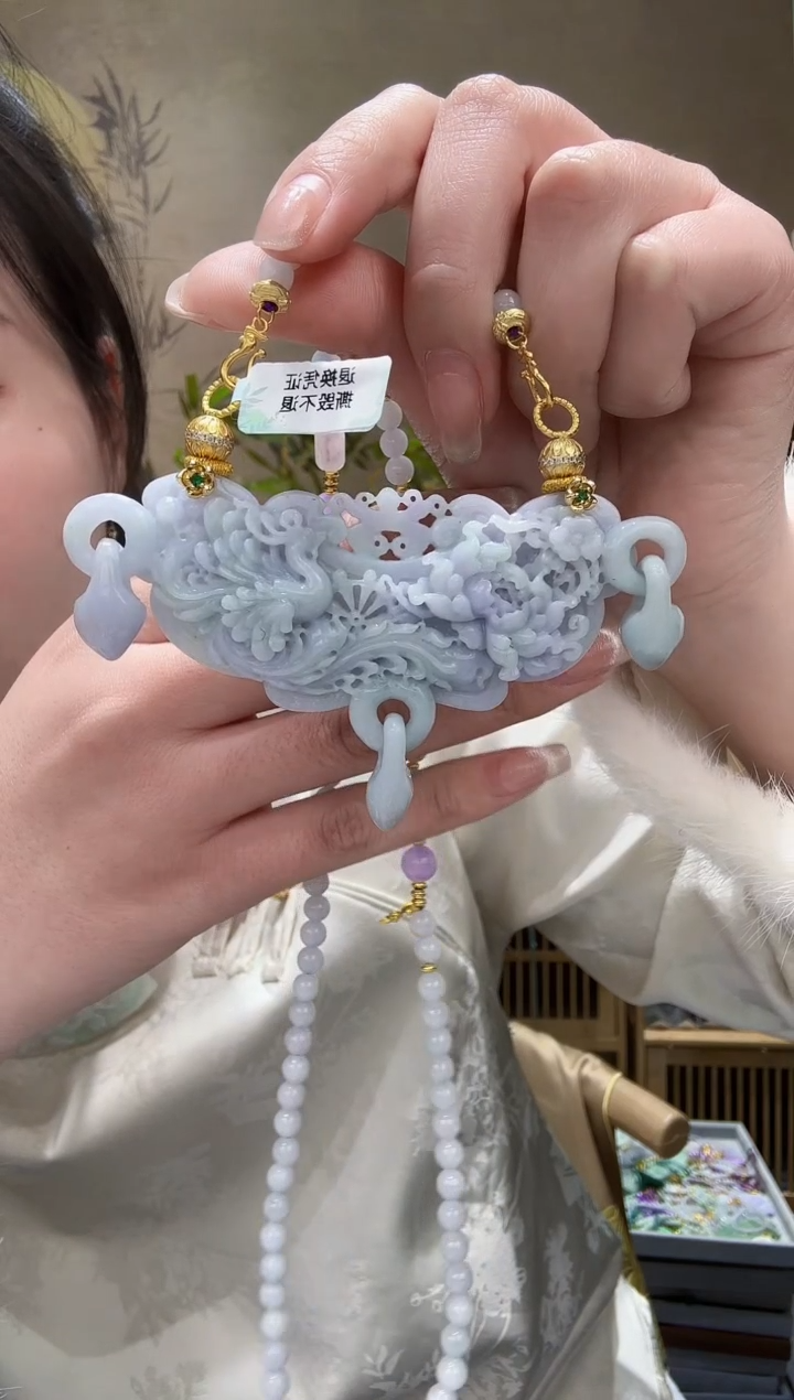 【闪购商品】翡翠颈饰未镶嵌吊坠