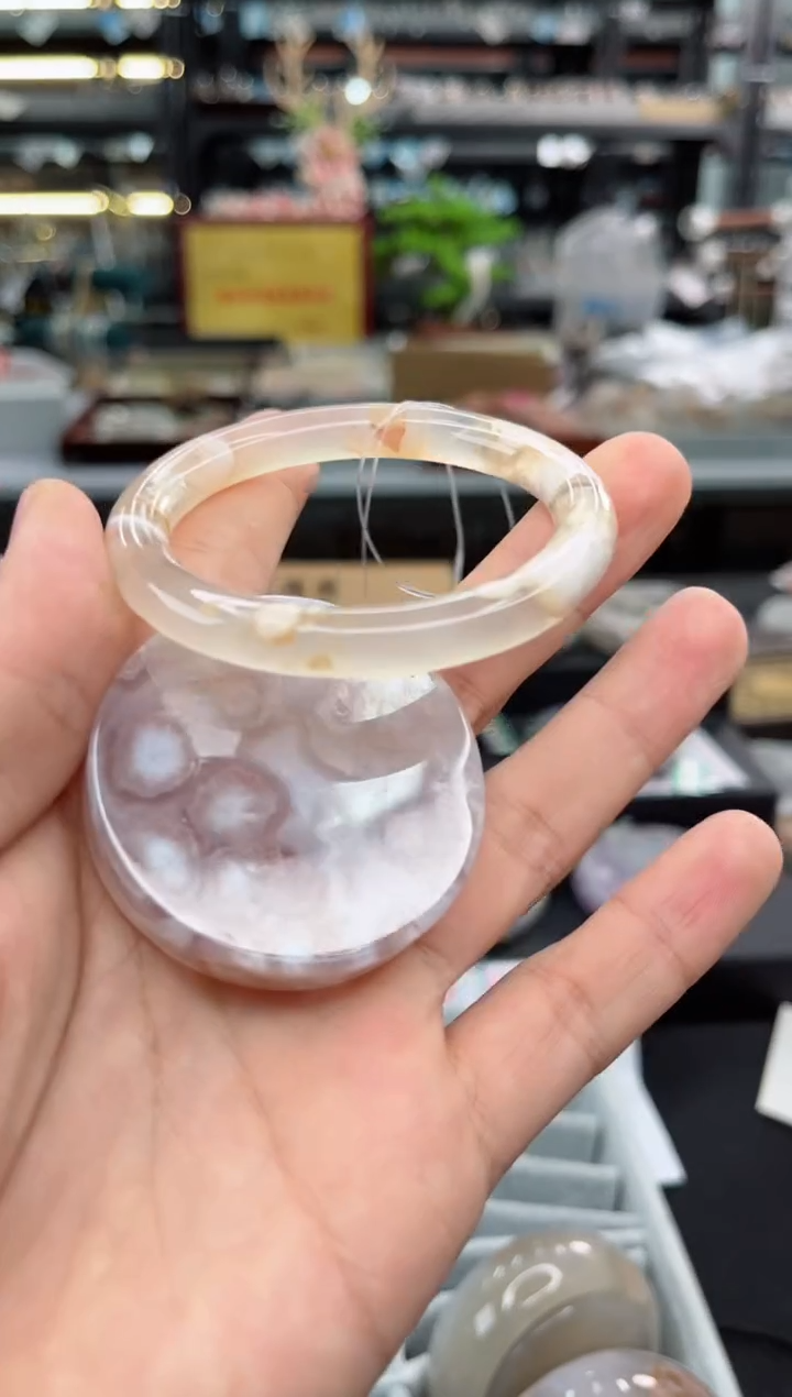 【闪购商品】石英质玉手镯未镶嵌52圈口（赠品镯心）3205338