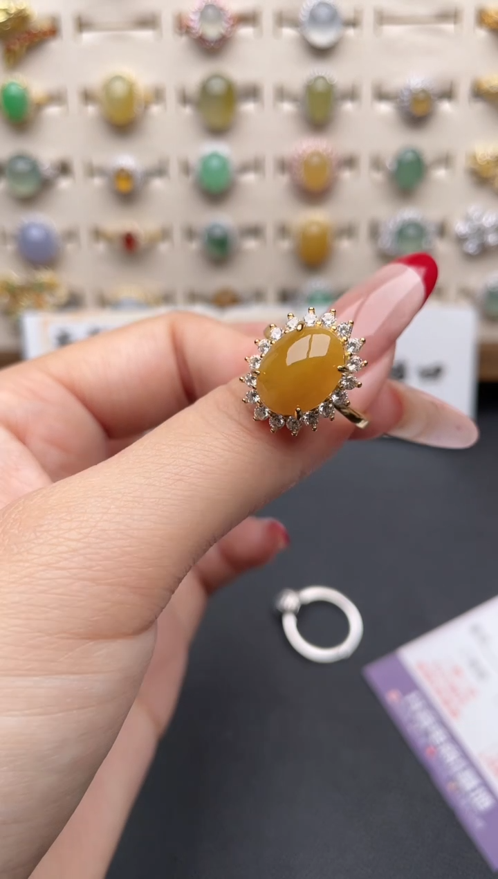 【闪购商品】翡翠戒指银S925镶嵌一物一证一礼盒