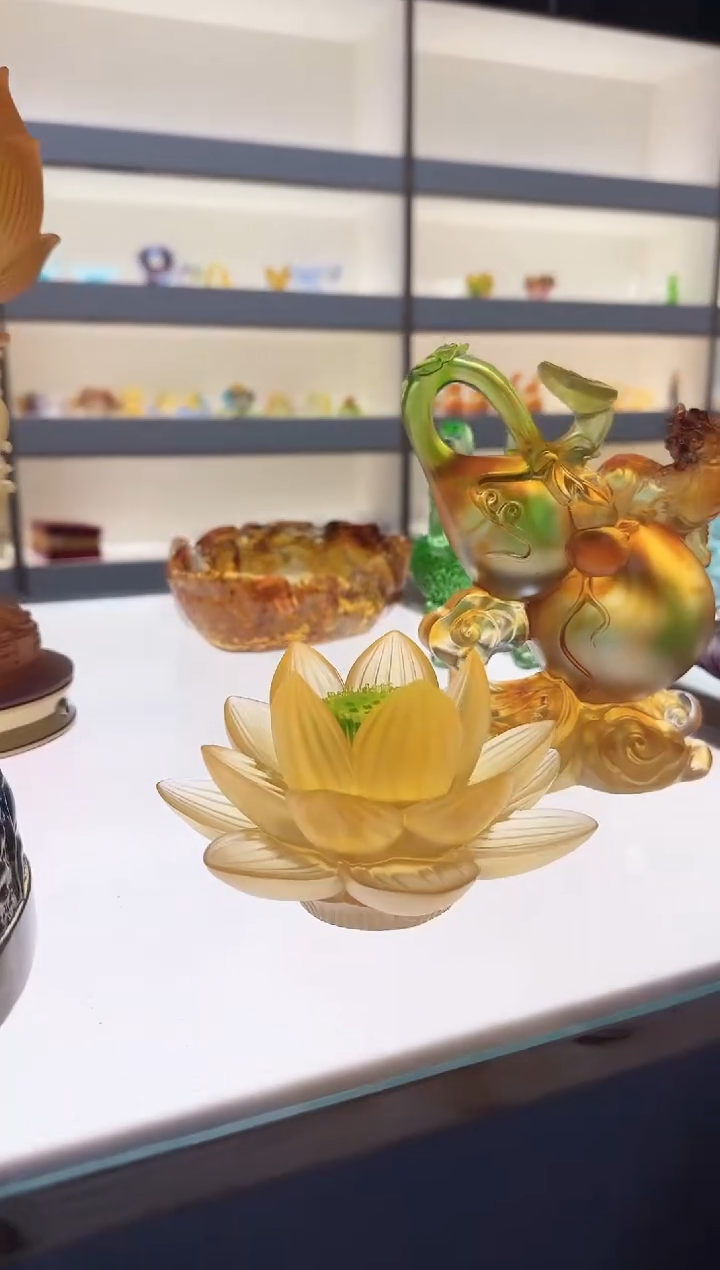 手工艺品琉璃莲花摆件