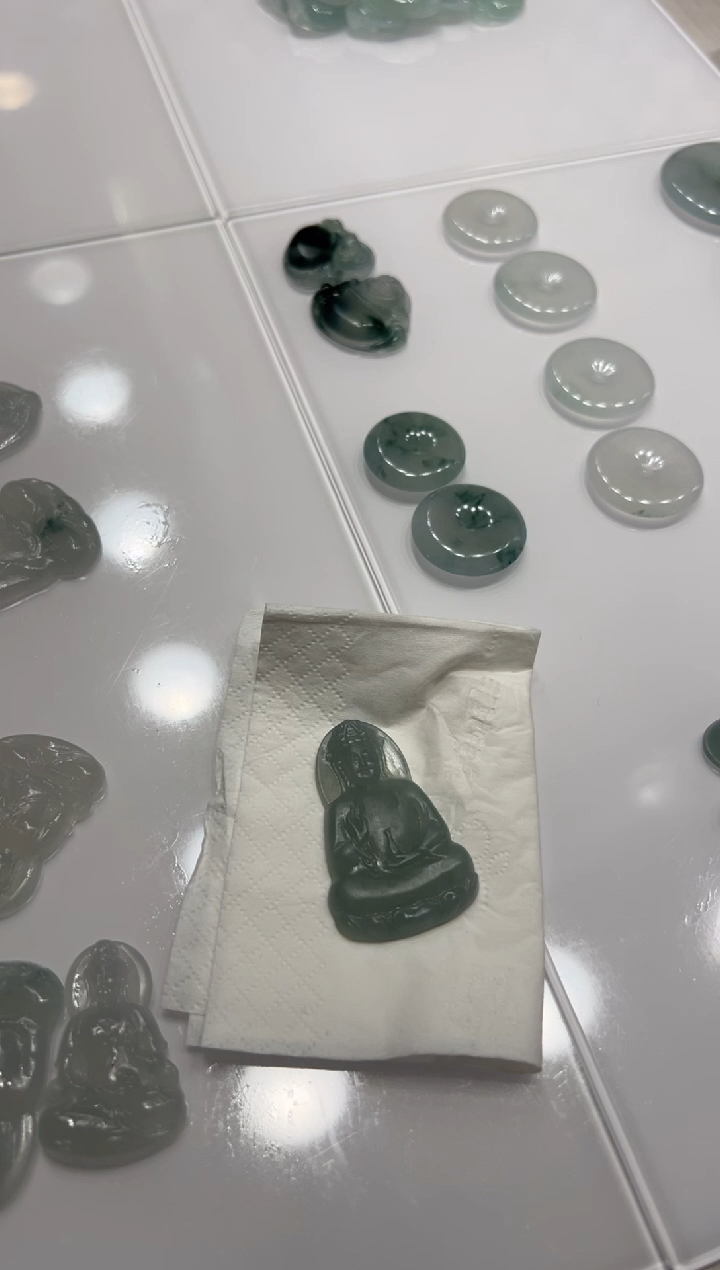 【闪购商品】定制翡翠未镶嵌素衣