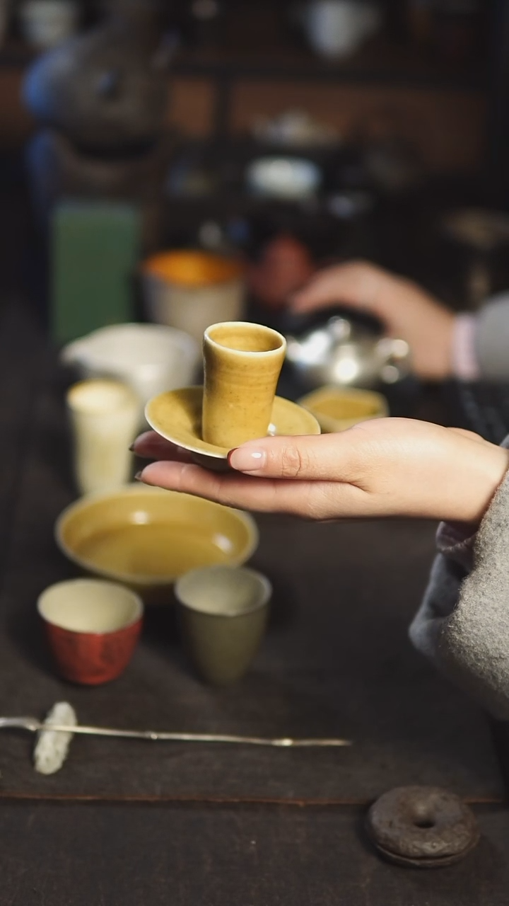 【闪购商品】云龙手作 黄釉套杯