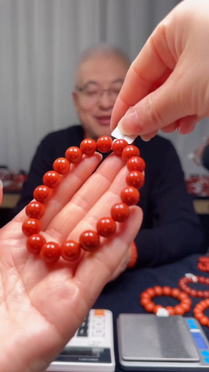 未镶嵌多样性发一件南红玛瑙【高货】锦红10mm保山圆珠单圈 