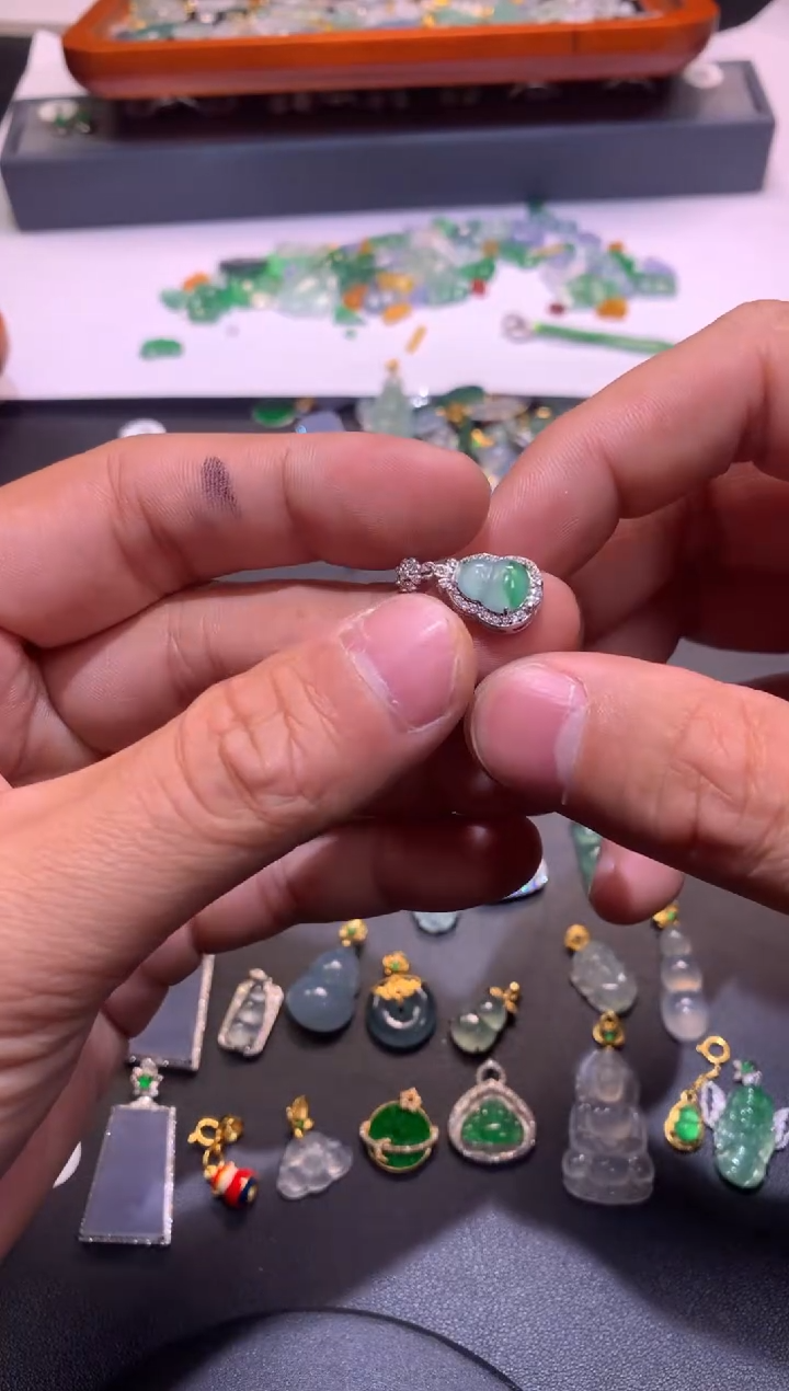 【闪购商品】翡翠吊坠(不含链)银S925镶嵌1