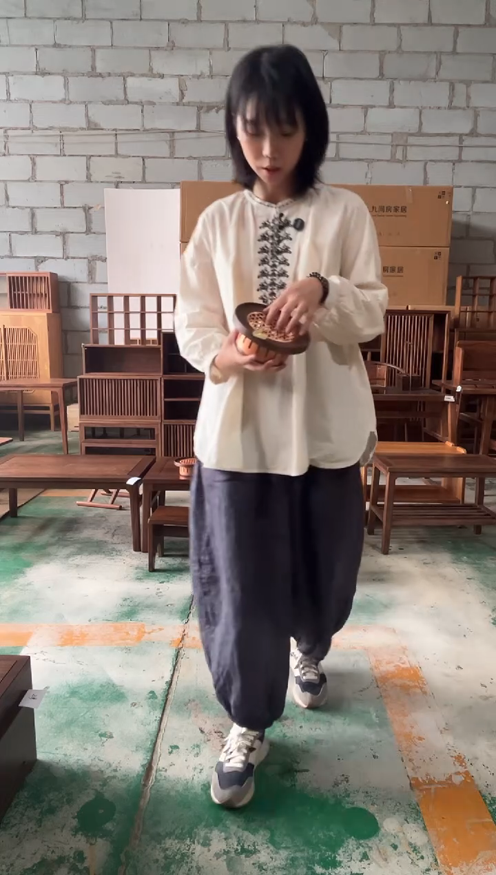 木（非红木类）老款圆形温茶炉