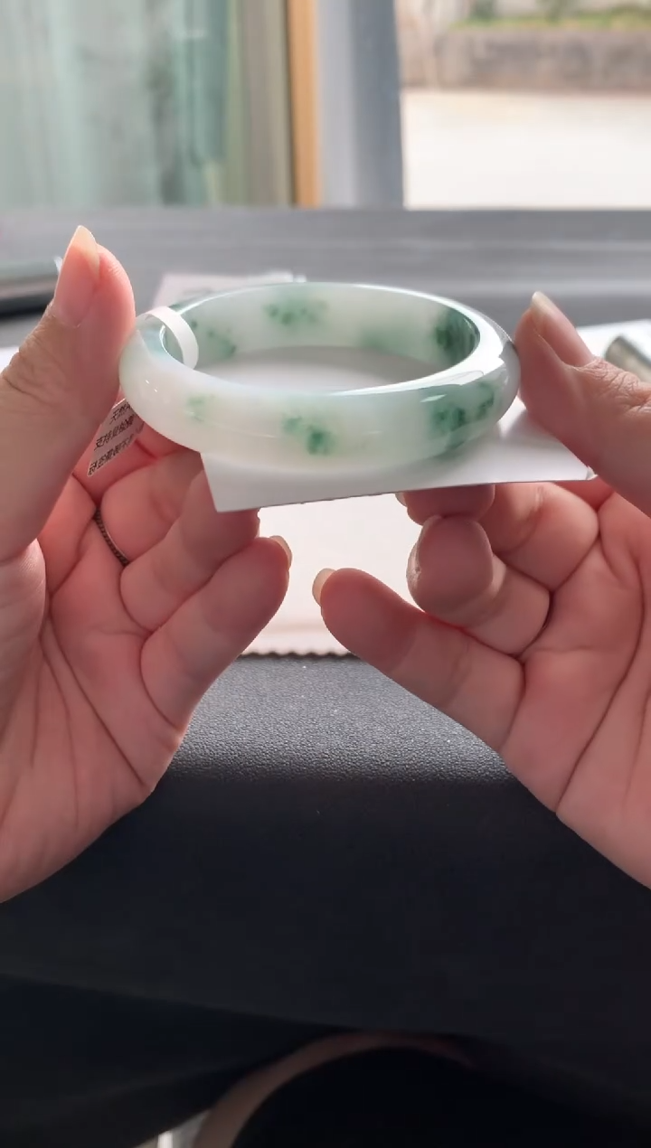 【闪购商品】翡翠手镯未镶嵌53正圈Y1248买断