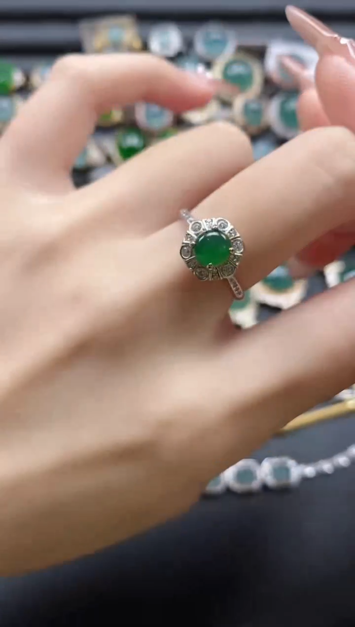 【闪购商品】翡翠戒指银S925镶嵌51151