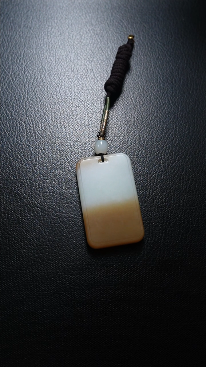 【闪购商品】和田玉颈饰未镶嵌无事牌