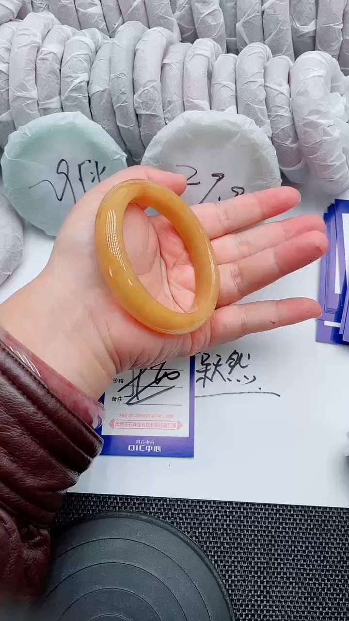 未镶嵌手镯石英质玉54-59-60
