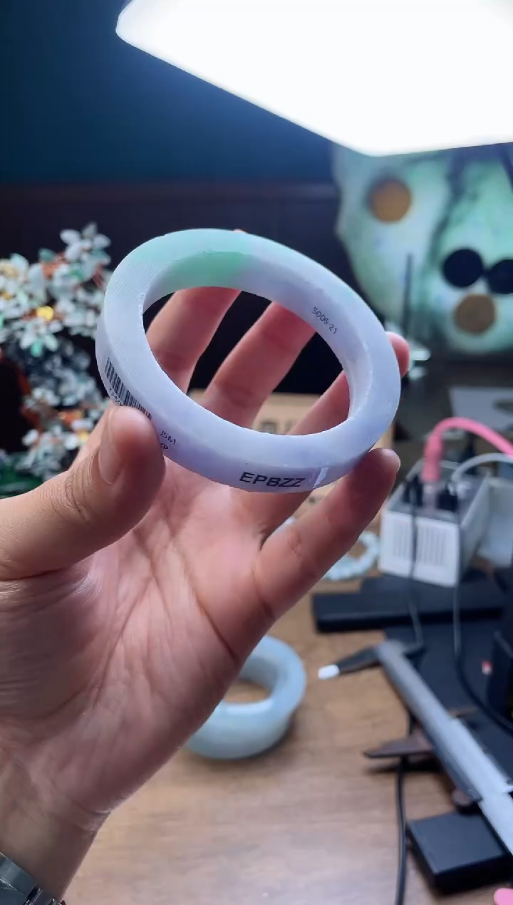 【闪购商品】定制翡翠手镯未镶嵌定制