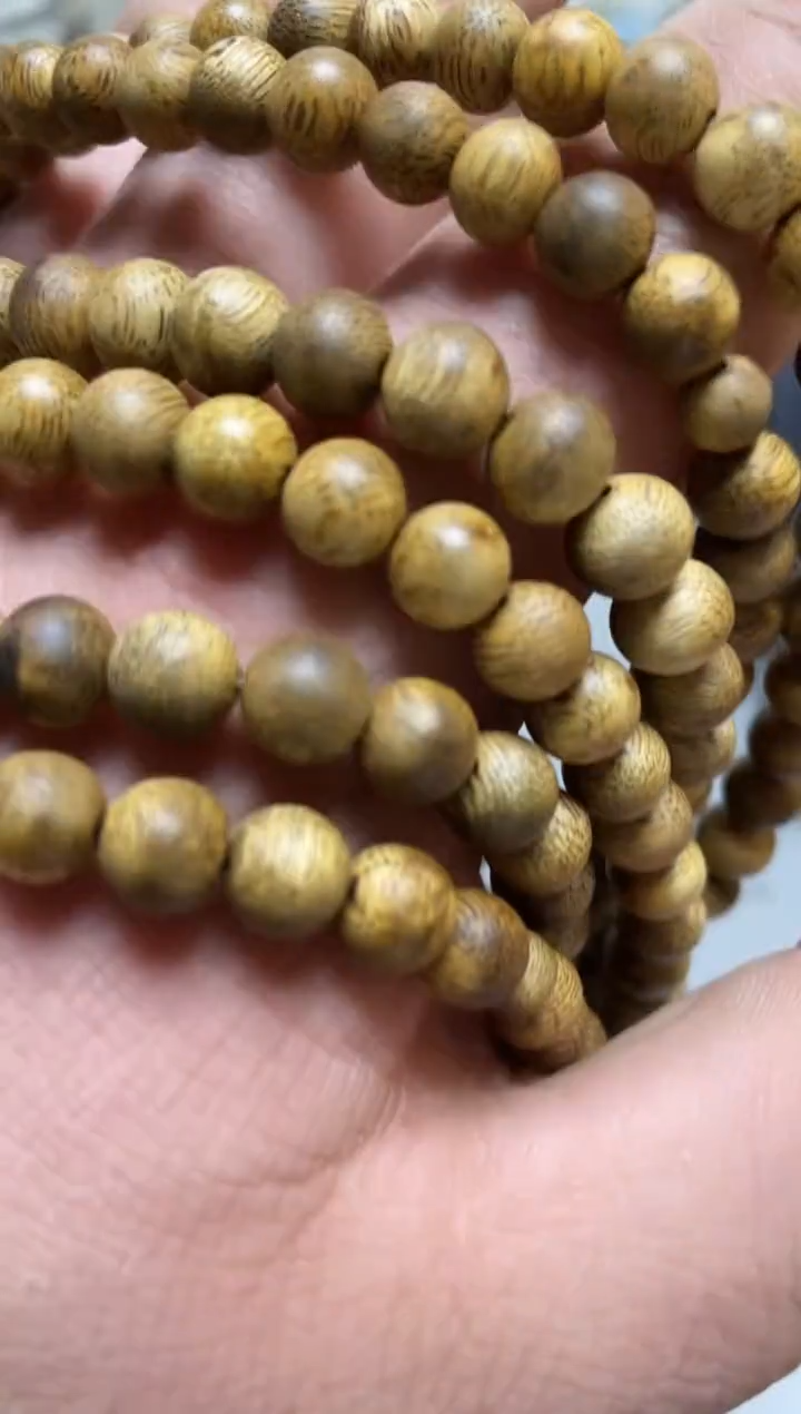 【闪购商品】沉香手串海南莺歌绿圆珠长串0.7多样性发其一