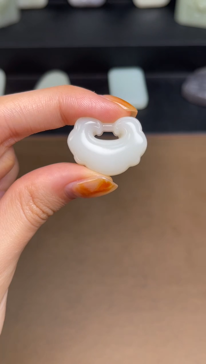 【闪购商品】和田玉颈饰未镶嵌61 窄一点