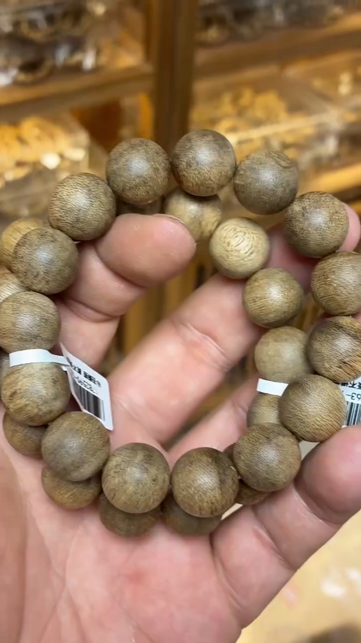 沉香手串 泰国圆珠单圈1.5多样性发其一