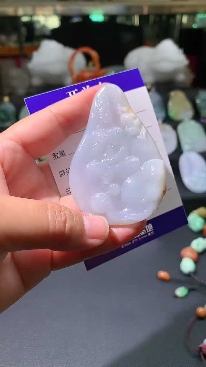 【闪购商品】翡翠颈饰未镶嵌挂件