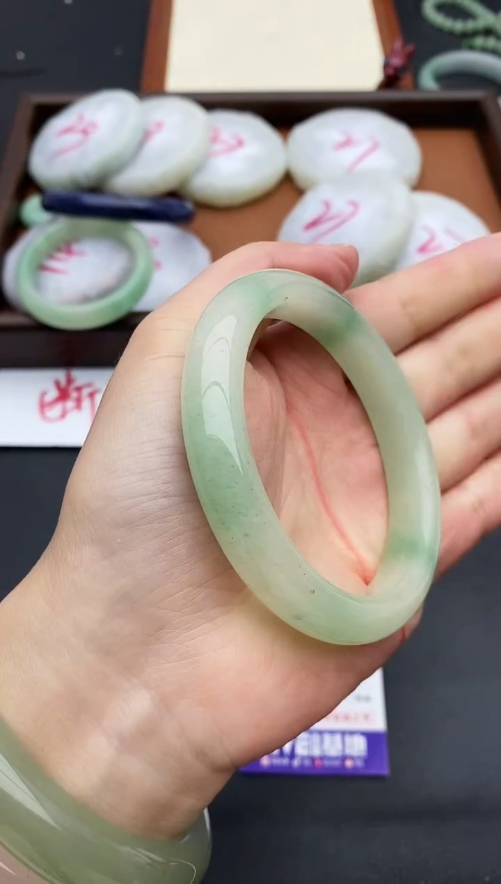 未镶嵌手镯石英质玉207+59/60