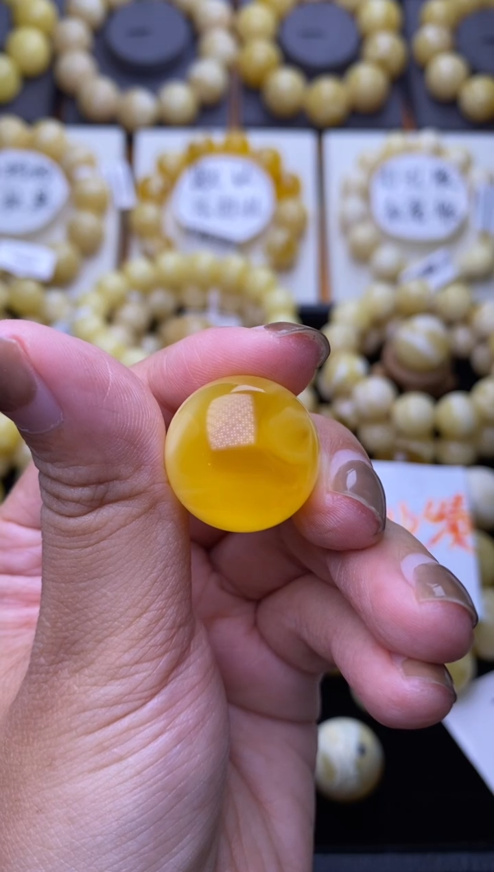 裸石琥珀未镶嵌大小姐珠宝16