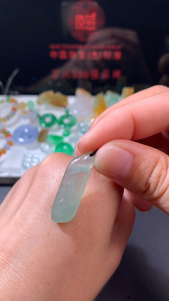 未镶嵌定制翡翠翰*       