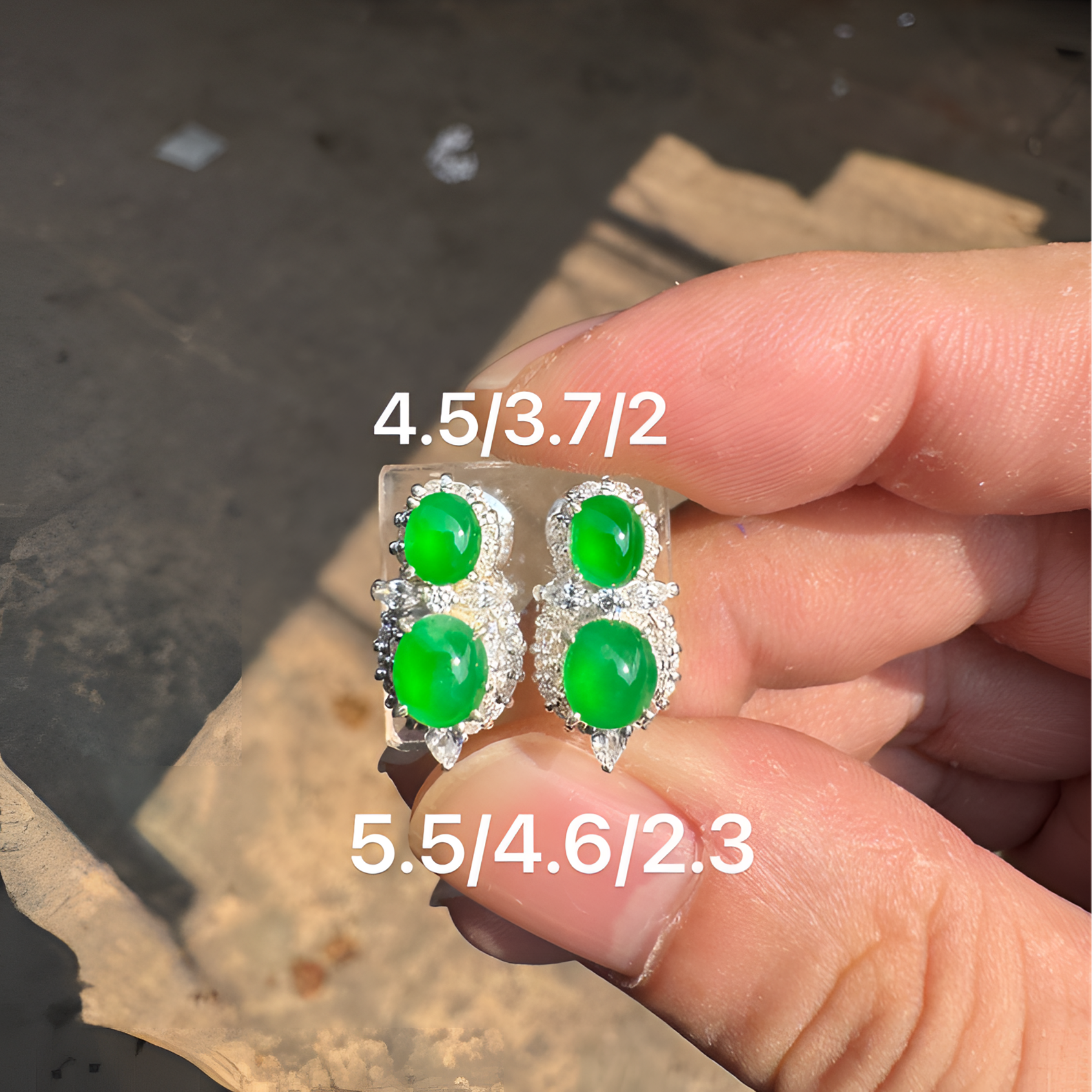 0617(小哪吒在源头)冰种翡翠木那阳绿戒面共4颗干净肉细M200