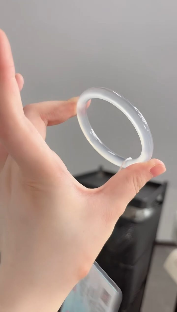 玛瑙/玉髓手镯未镶嵌54圈