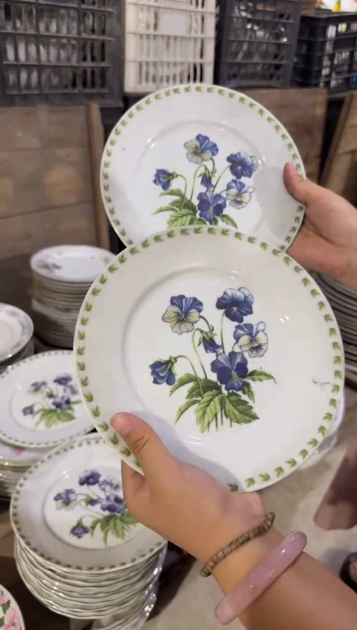 摆件盘19厘米两片一组微瑕请慎拍