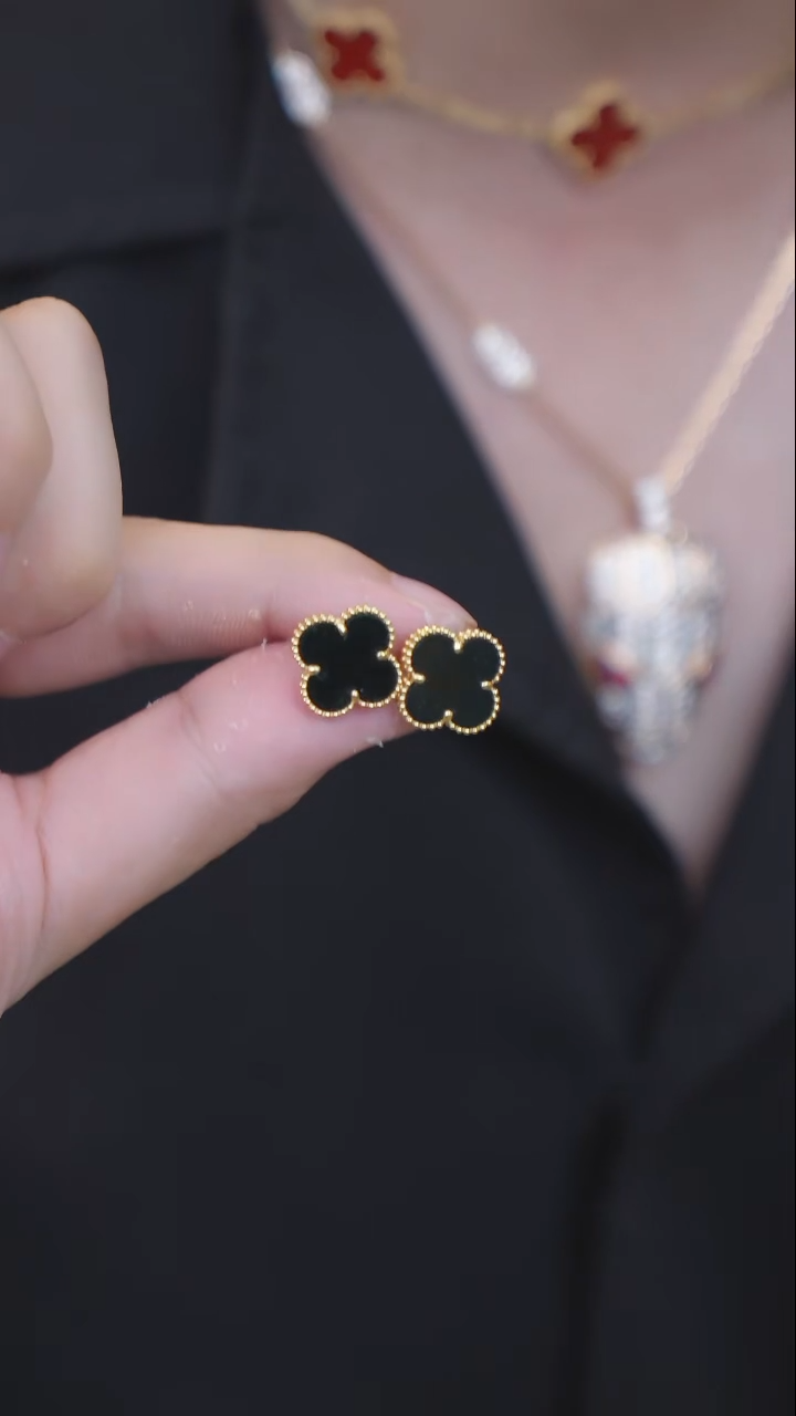 18K金镶嵌耳饰玛瑙/玉髓黑花