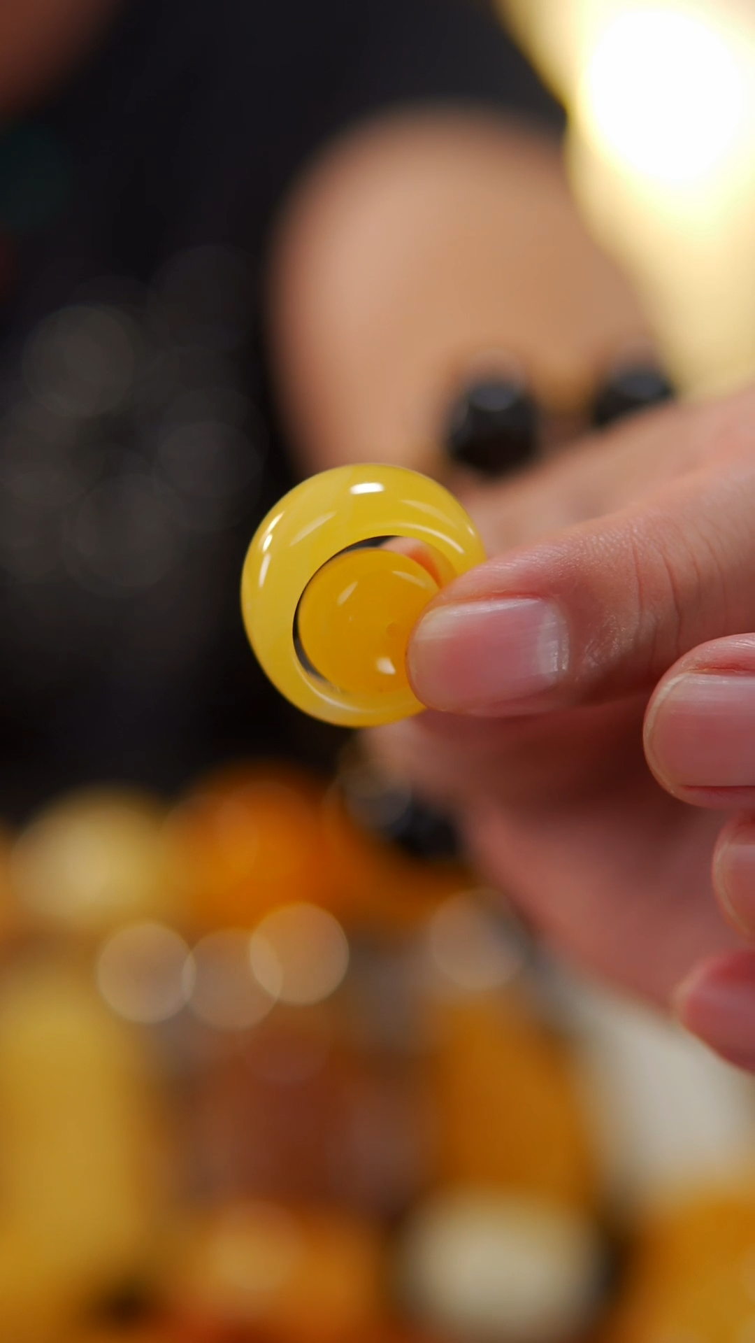 【闪购商品】蜜蜡裸石未镶嵌4.43焦皮料馒头戒