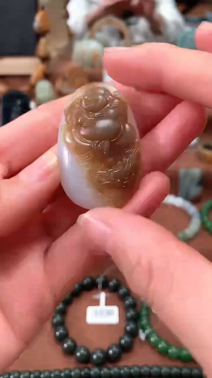 【闪购商品】和田玉颈饰未镶嵌和田玉随形雕刻件佛公