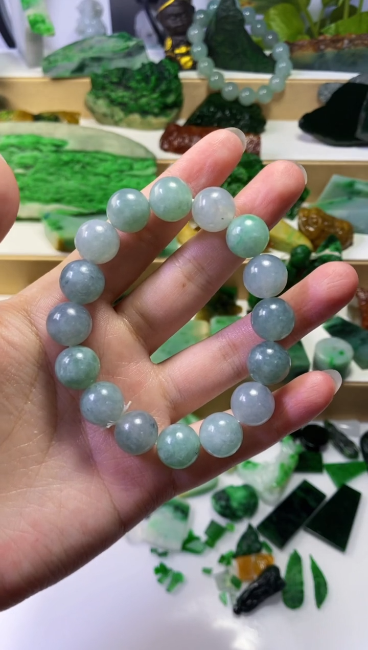 颈饰未镶嵌翡翠佩*018天然翡翠