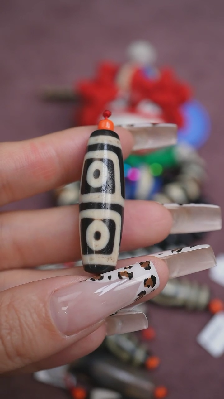 【闪购商品】玛瑙/玉髓颈饰未镶嵌蚀花玛瑙珠定制编绳