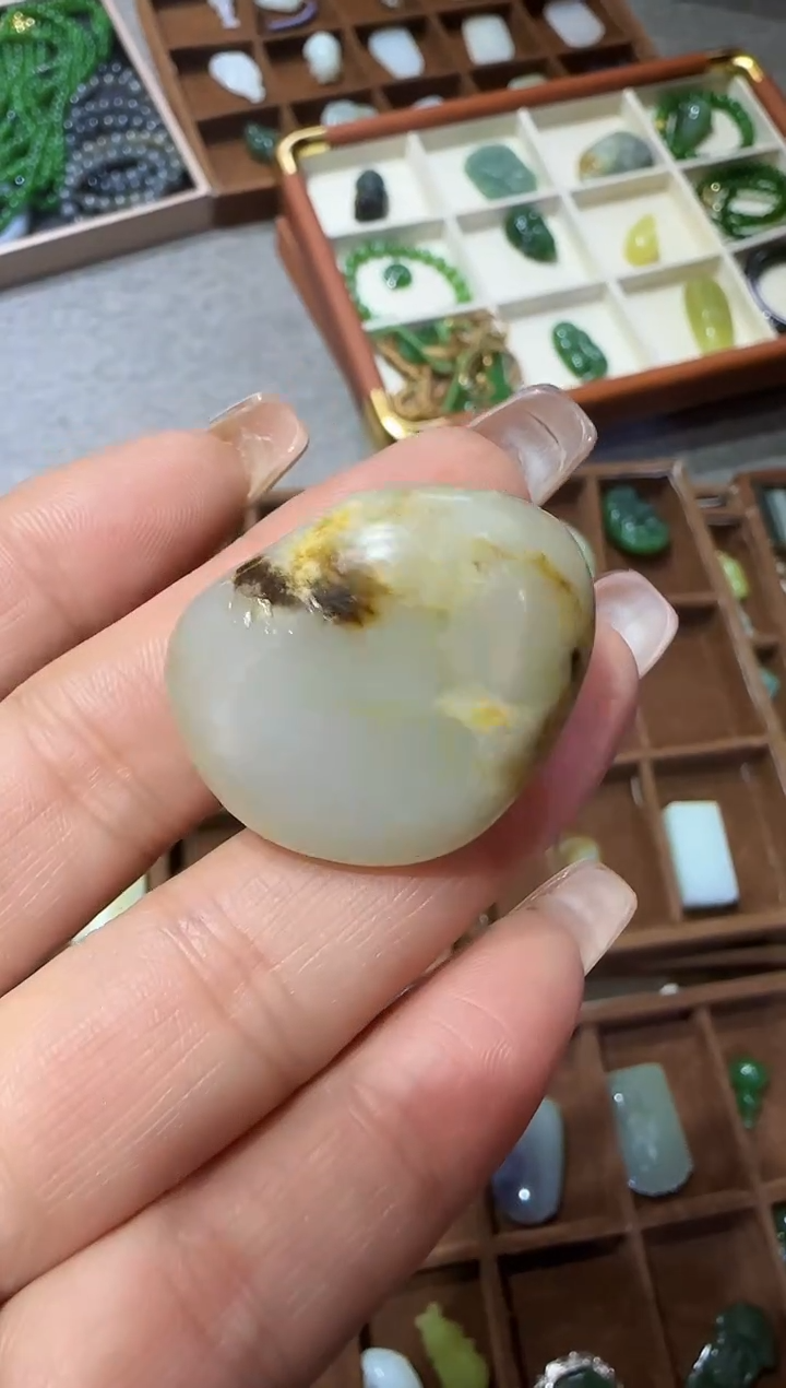 未镶嵌和田玉挂件【宏1230】110