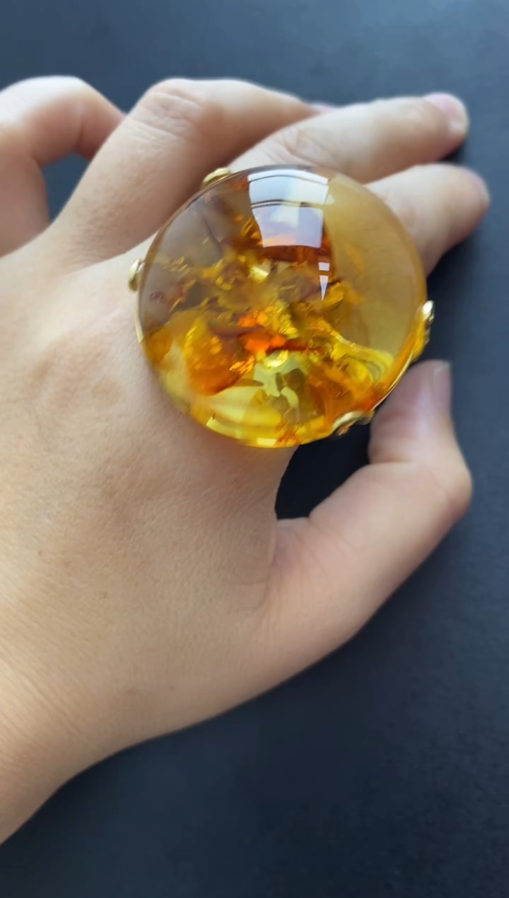 裸石琥珀未镶嵌戒指