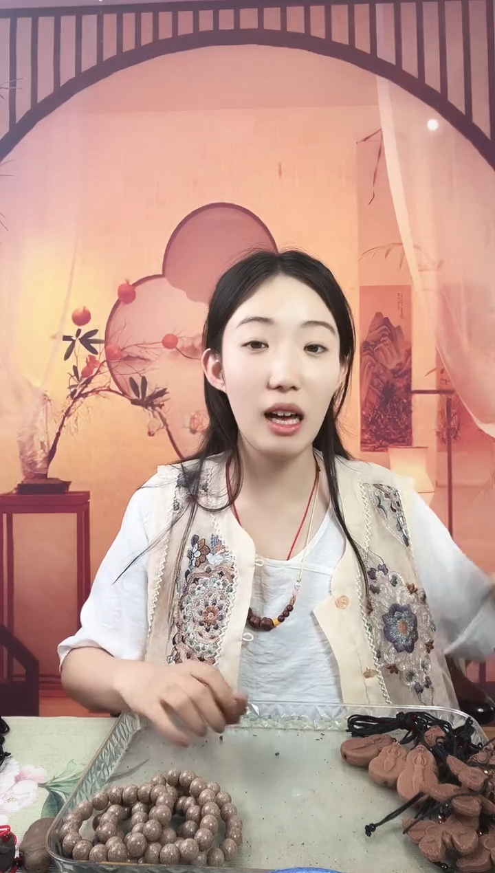 核桃手串/手链奶檀龙涎的玉贵狗