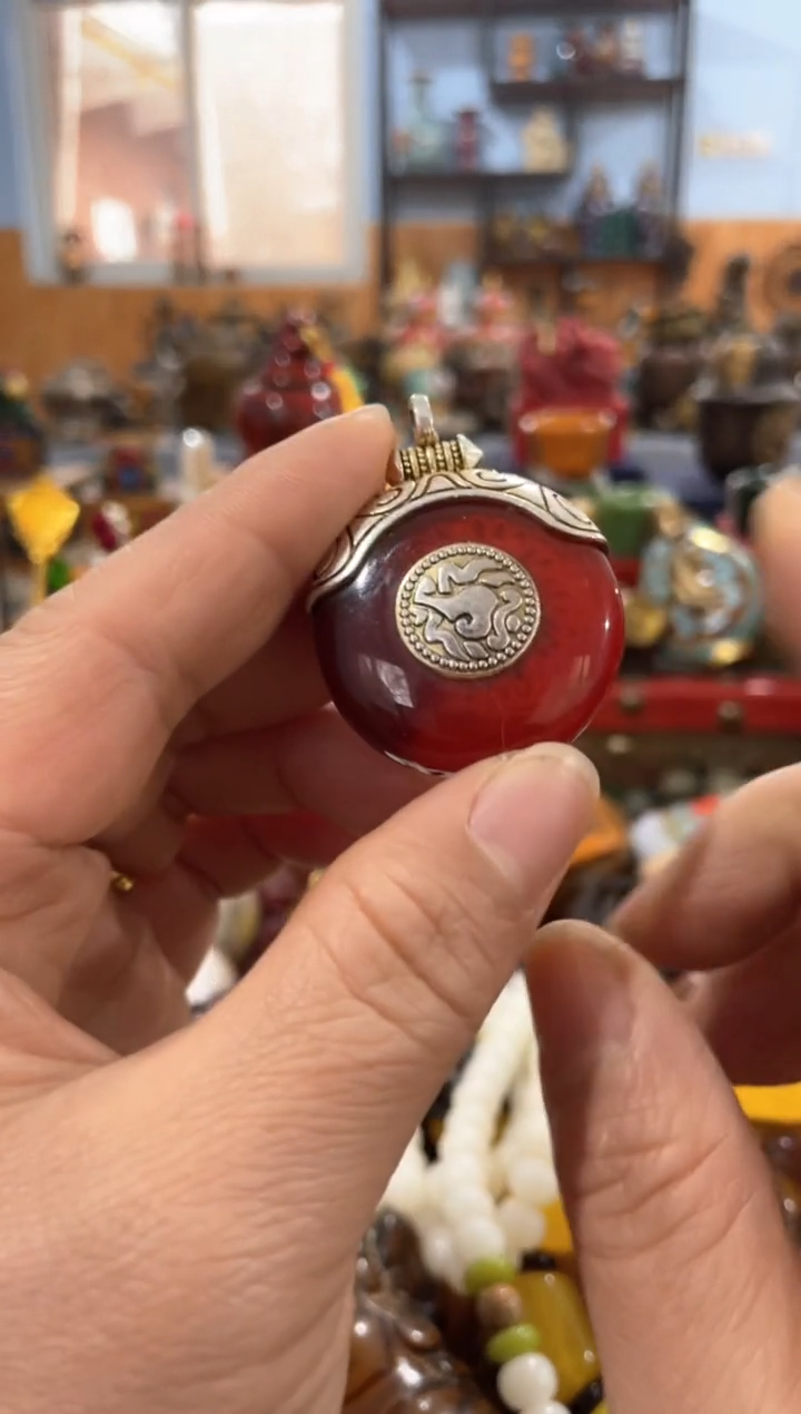 【闪购商品】摆件宫廷影视老旧工艺摆件