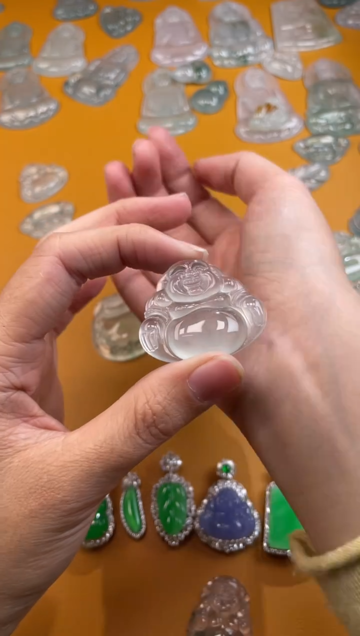 【闪购商品】翡翠吊坠(不含链)未镶嵌佛公